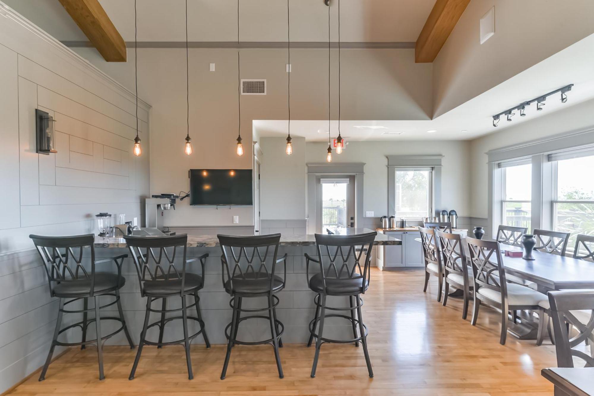 Harborwalk Lodge Hitchcock Екстер'єр фото