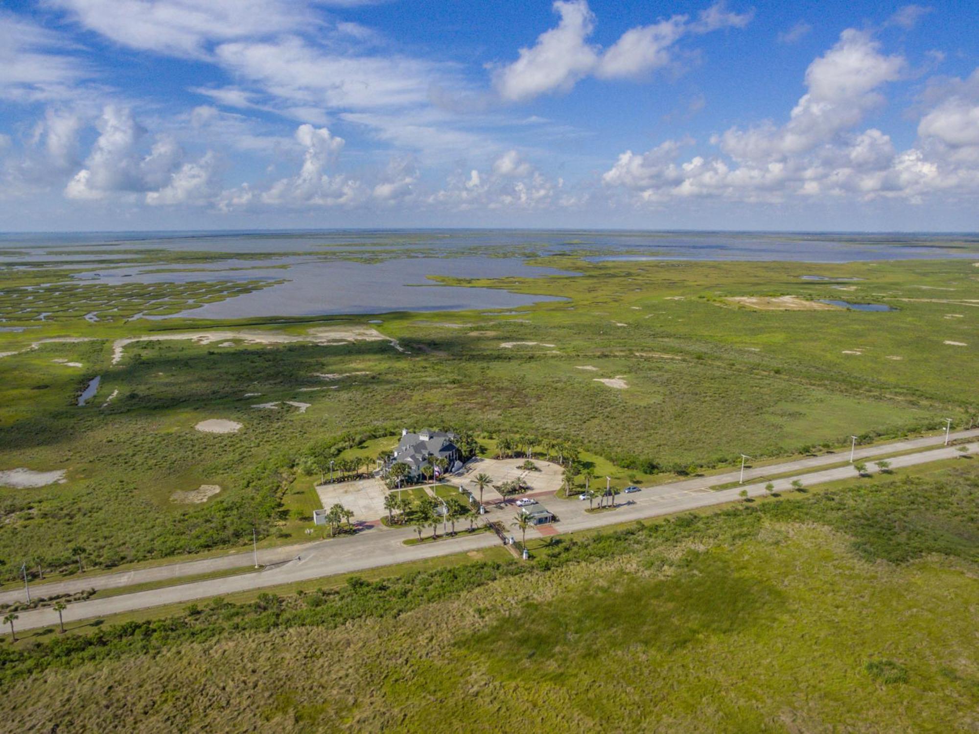 Harborwalk Lodge Hitchcock Екстер'єр фото